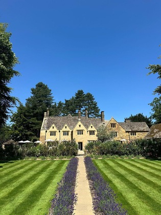 Gallery - Hyll Hotel