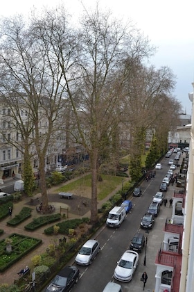 Gallery - Hyde Park Court Hotel