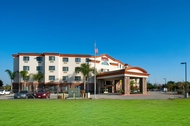 Gallery - Hotel Chino Hills
