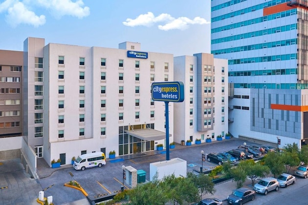 Gallery - City Express By Marriott Tijuana Río