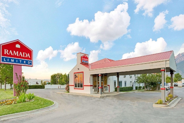 Gallery - Ramada By Wyndham Draper