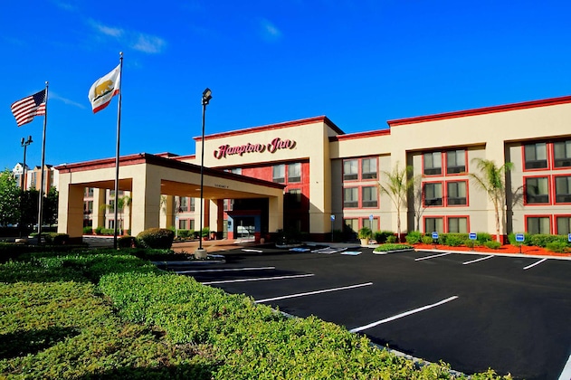 Gallery - Hampton Inn Fremont