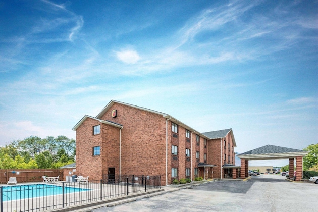 Gallery - Super 8 By Wyndham Georgetown