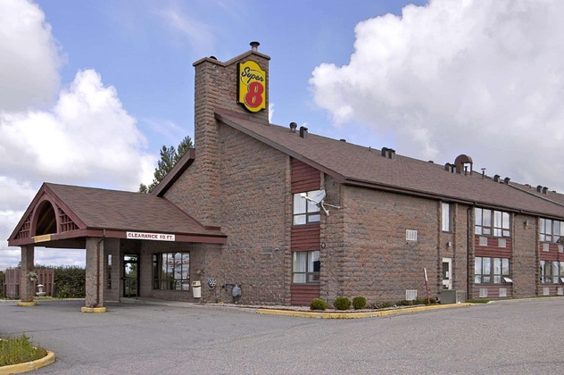 Gallery - Super 8 By Wyndham Timmins On