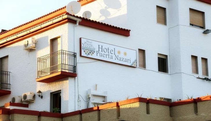 Gallery - Puerta Nazarí