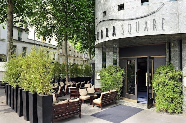 Gallery - Hotel Square