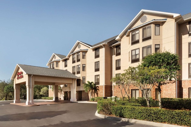 Gallery - Hampton Inn & Suites Tarpon Springs