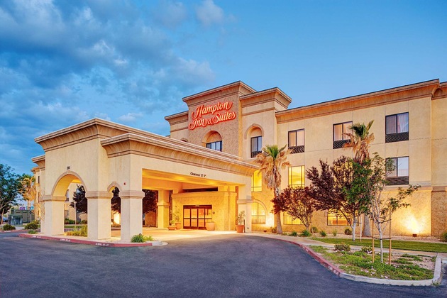 Gallery - Hampton Inn & Suites Lancaster