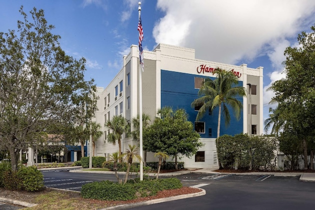 Gallery - Hampton Inn West Palm Beach Airport