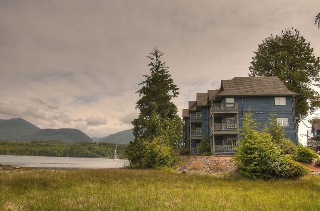 Gallery - Waters Edge Shoreside Suites