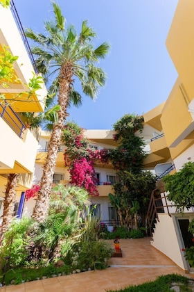 Gallery - Faedra Beach Hotel