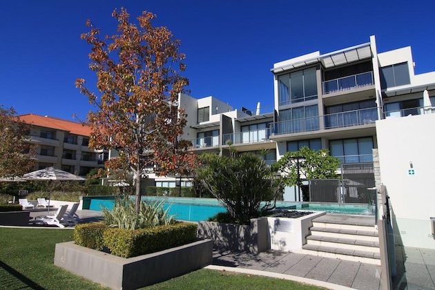 Gallery - East Perth Suites Hotel