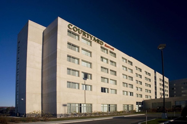 Gallery - Courtyard By Marriott Montreal Airport