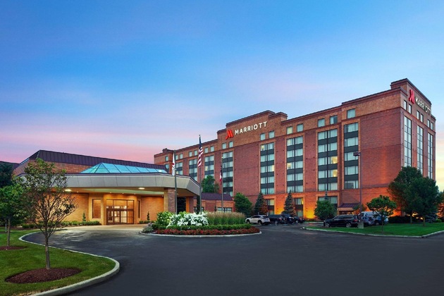Gallery - Cleveland Marriott East
