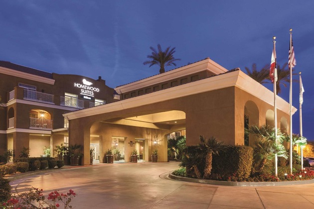 Gallery - Homewood Suites La Quinta