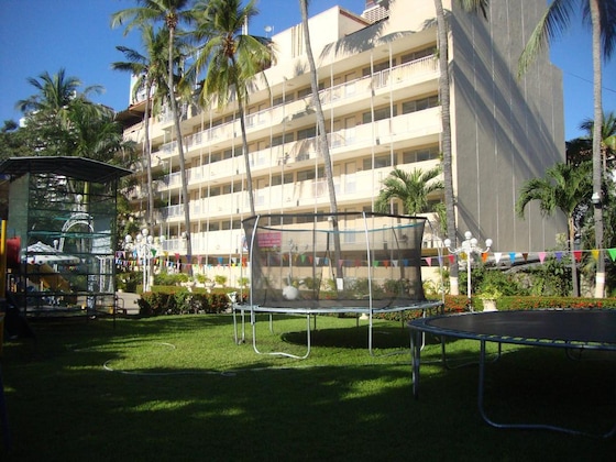 Gallery - Sands Acapulco Hotel & Bungalows