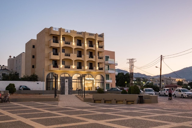Gallery - Atlantis Hotel