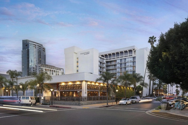 Gallery - Courtyard By Marriott Long Beach Downtown