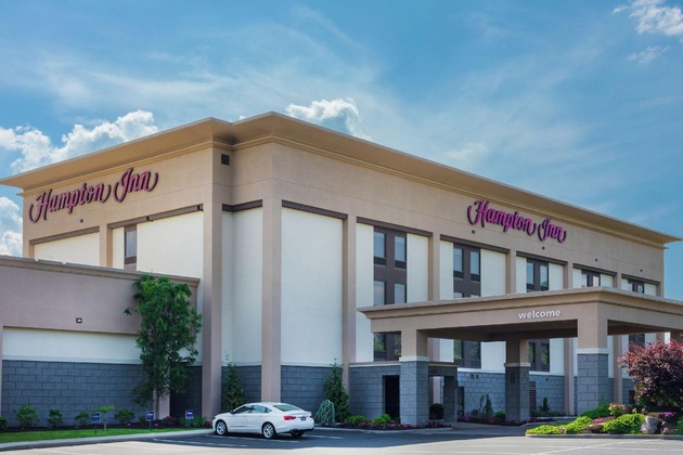 Gallery - Hampton Inn Bedford