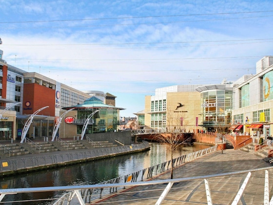 Gallery - Garner Reading City Centre By Ihg