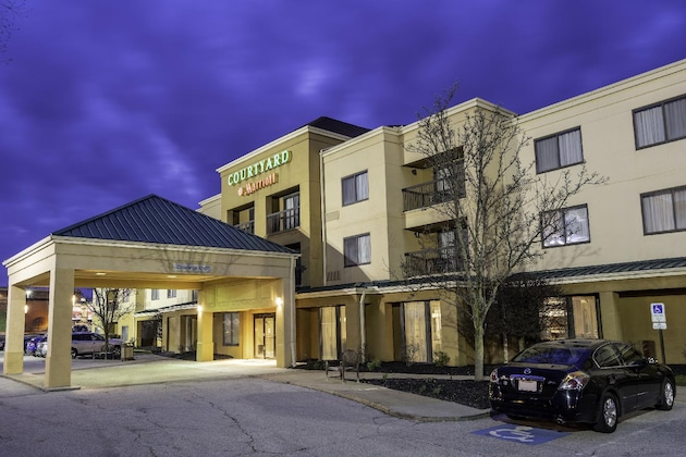 Gallery - Courtyard By Marriott Cleveland Willoughby