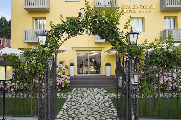 Gallery - Viktoria Palace Hotel