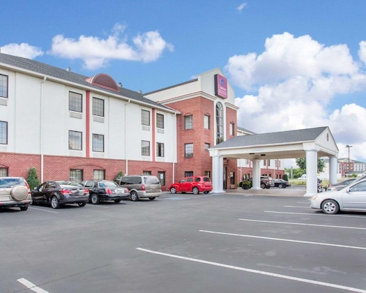Gallery - Comfort Suites Lebanon