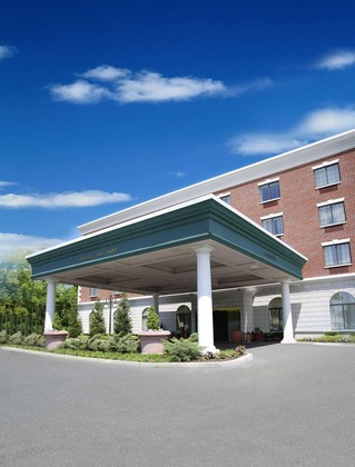 Gallery - Hampton Inn & Suites Rockville Centre
