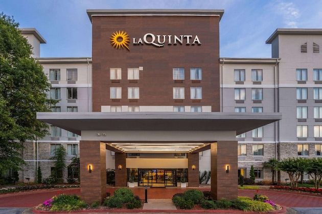 Gallery - La Quinta Inn & Suites By Wyndham Atlanta Airport North