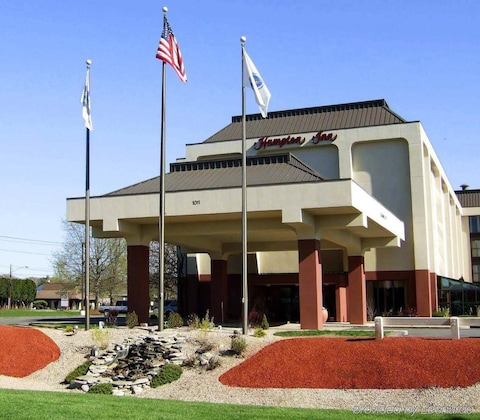 Gallery - Hampton Inn West Springfield