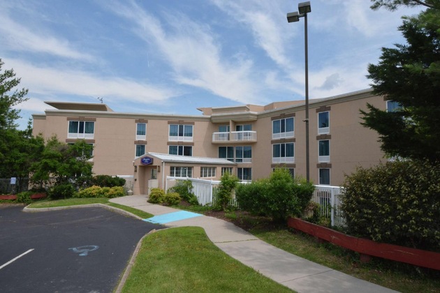 Gallery - Hampton Inn Salem East-Electric Road