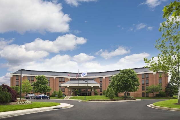 Gallery - Hampton Inn Baltimore White Marsh