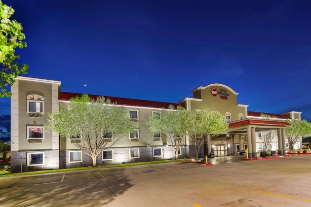 Gallery - Best Western Plus University Inn & Suites