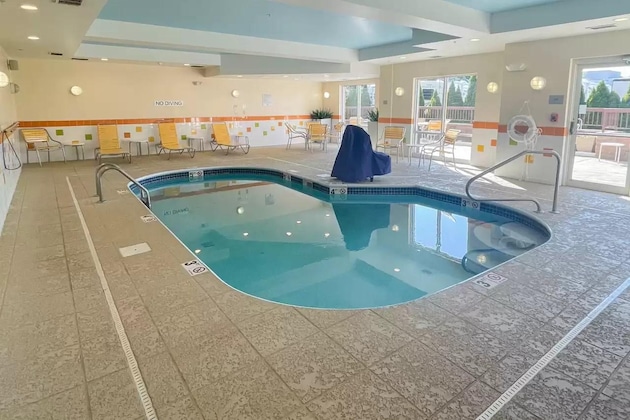 Gallery - Comfort Inn & Suites Akron South
