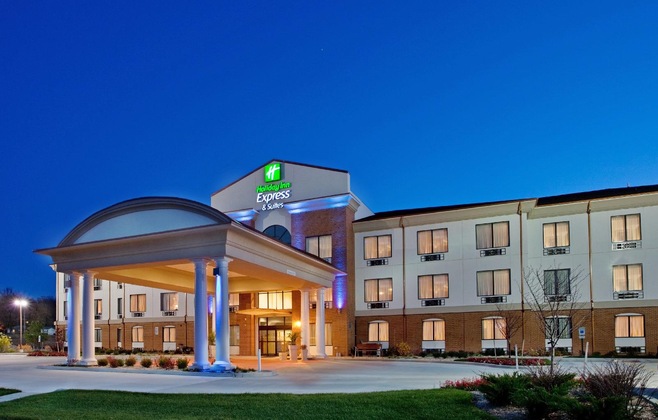 Gallery - Holiday Inn Express Hotel And Suites St. Charles By Ihg
