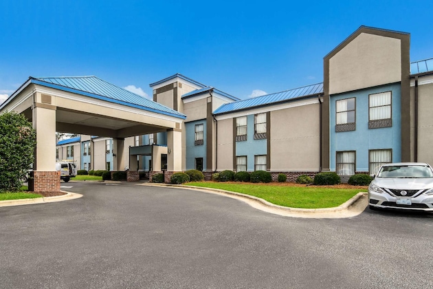 Gallery - Surestay Plus Hotel By Best Western Tarboro