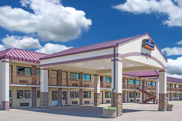 Gallery - North Platte Inn & Suites