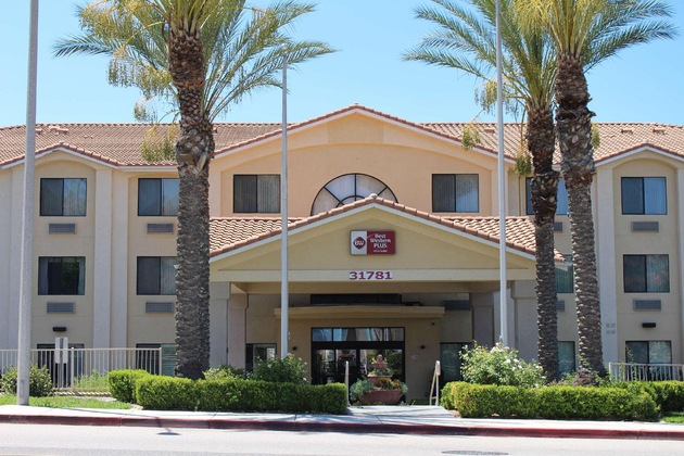 Gallery - Best Western Plus Lake Elsinore Inn & Suites