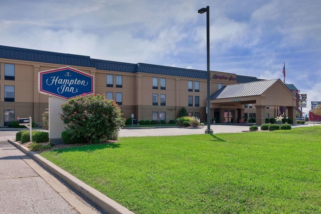 Gallery - Hampton Inn Marion