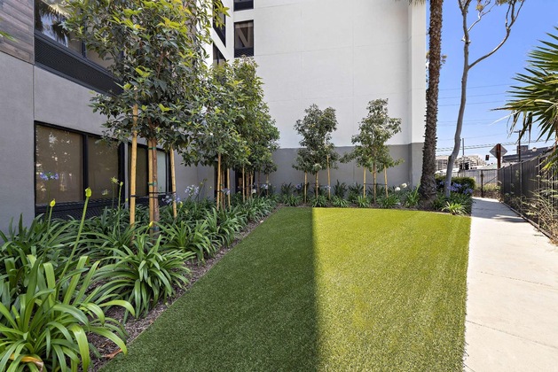 Gallery - Wingate By Wyndham Los Angeles International Airport LAX