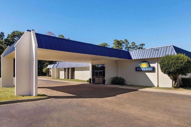 Gallery - Days Inn By Wyndham Mccomb Ms