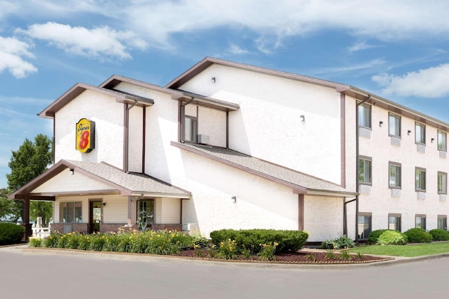Gallery - Super 8 By Wyndham Boone