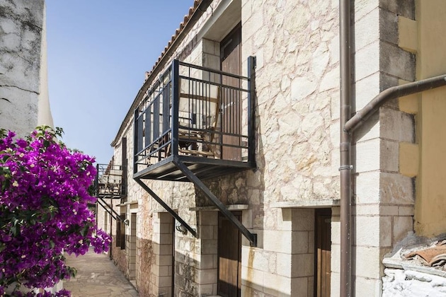 Gallery - Spilia Village Hotel & Villas