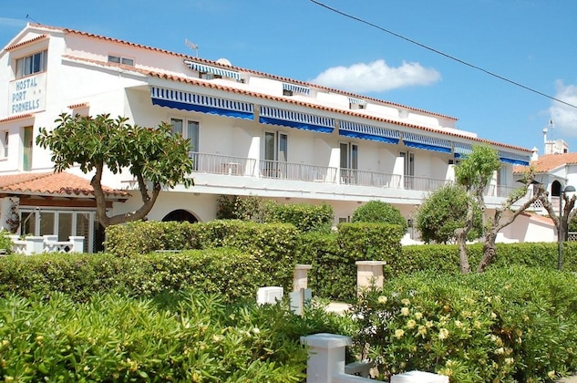 Gallery - Hostal Port Fornells - Adults Only