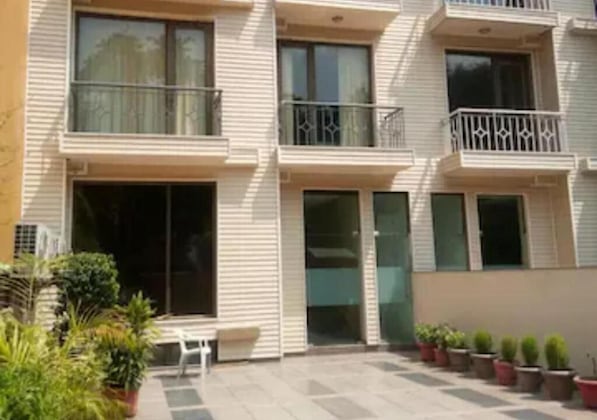 Gallery - Uds Villa - Next To Vfs, Walking To Connaught Place