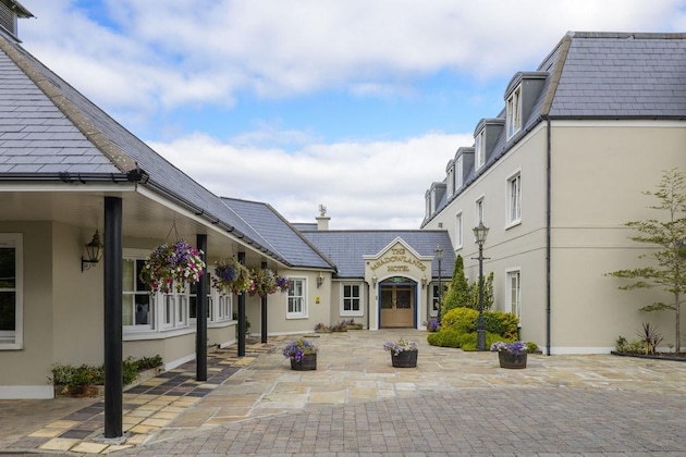Gallery - Meadowlands Hotel