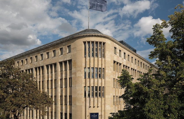 Gallery - The Posthouse Berlin Potsdamer Platz – Leonardo Limited Edition