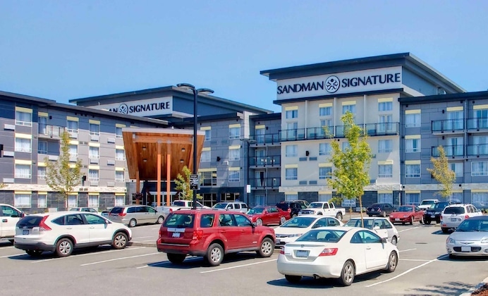 Gallery - Sandman Signature Langley Hotel