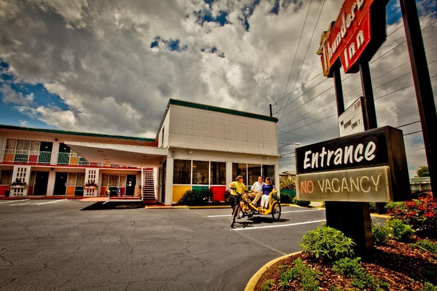 Gallery - Thunderbird Inn
