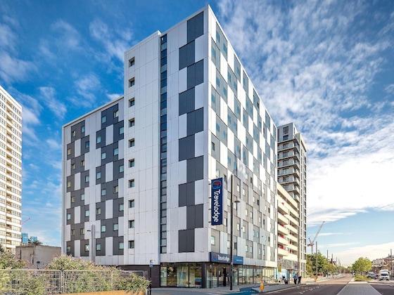 Gallery - Travelodge London Stratford